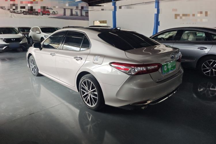 Used Toyota Camry 2021 Dual-Motor 2.5HG Luxury Edition Exterior 5