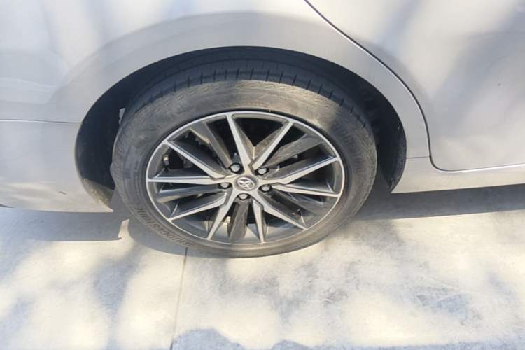 Used Toyota Camry 2021 Dual-Motor 2.5HG Luxury Edition Exterior 5