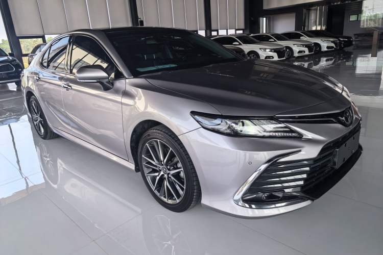 Used Toyota Camry 2021 2.5G Luxury Edition Exterior 5