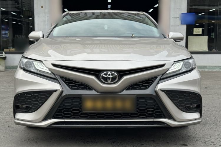 Used Toyota Camry 2021 2.5G Luxury Edition Exterior 5