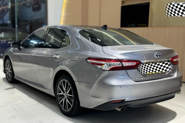 Used Toyota Camry 2021 Dual-Motor 2.5HG Luxury Edition Exterior 7