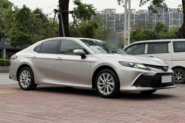 Used Toyota Camry 2021 2.0G Luxury Edition Exterior 8