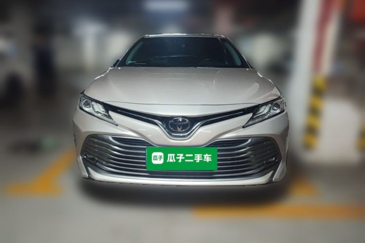 Used Toyota Camry 2021 2.0G Luxury Edition Front