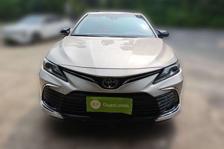 Used Toyota Camry 2021 2.0G Luxury Edition Front