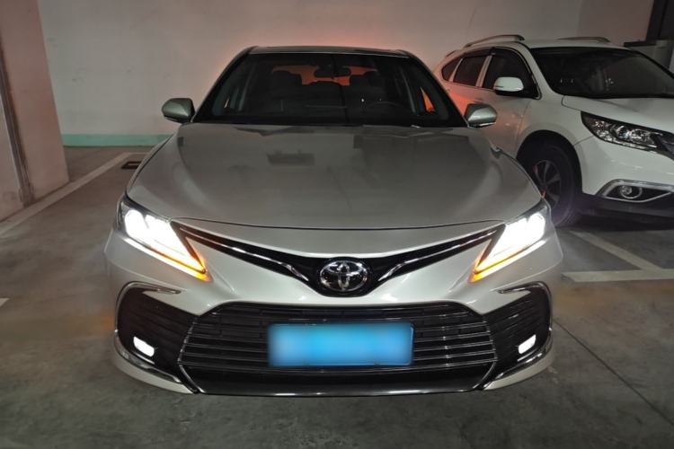 Used Toyota Camry 2021 2.0G Luxury Edition Front