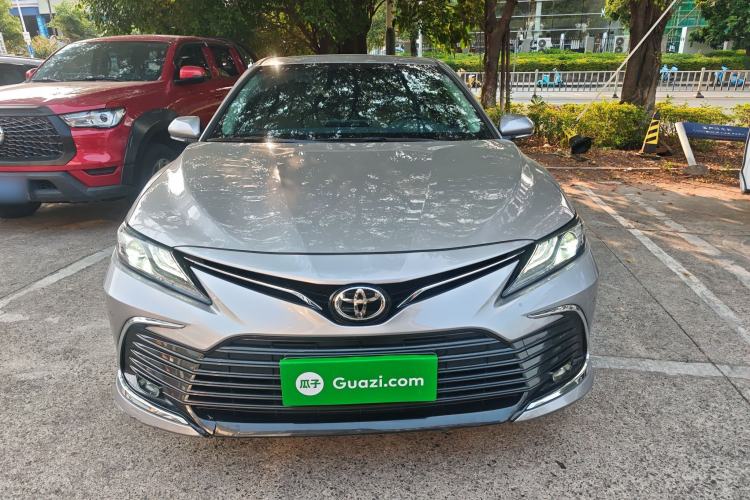 Used Toyota Camry 2021 2.0G Luxury Edition Front