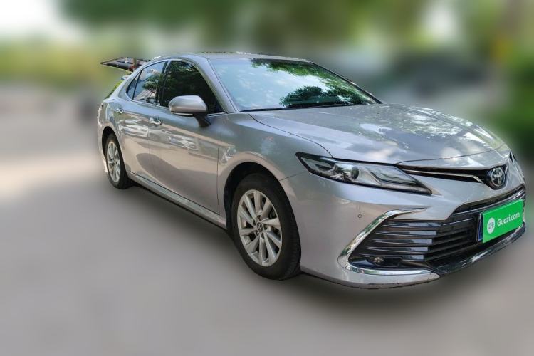 Used Toyota Camry 2021 2.0G Luxury Edition Front Right 45 Deg