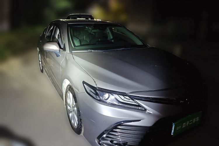 Used Toyota Camry 2021 2.0G Luxury Edition Front Right 45 Deg