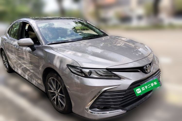 Used Toyota Camry 2021 2.5G Luxury Edition Front Right 45 Deg