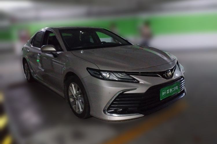 Used Toyota Camry 2021 2.0G Luxury Edition Front Right 45 Deg