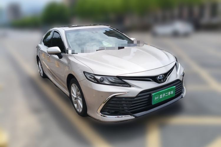 Used Toyota Camry 2021 2.0G Luxury Edition Front Right 45 Deg