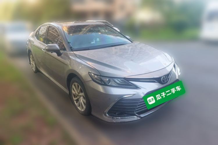 Used Toyota Camry 2021 2.0G Luxury Edition Front Right 45 Deg