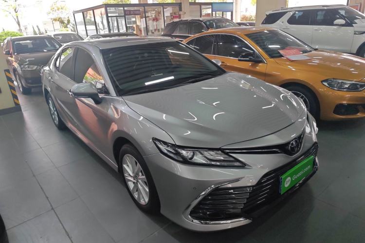 Used Toyota Camry 2021 2.0G Luxury Edition Front Right 45 Deg