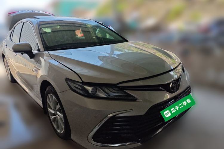 Used Toyota Camry 2021 2.0G Luxury Edition Front Right 45 Deg