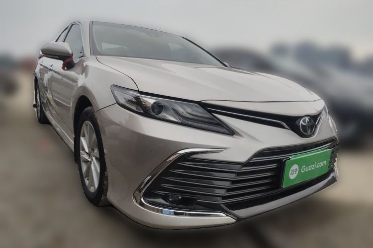 Used Toyota Camry 2021 2.0G Luxury Edition Front Right 45 Deg