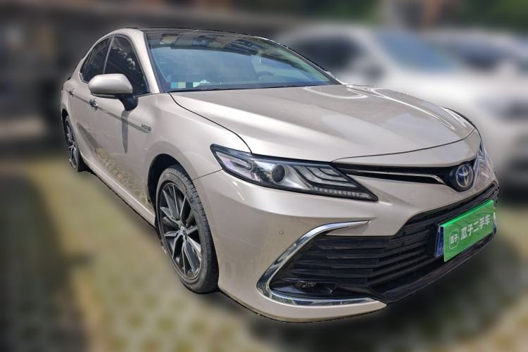 Used Toyota Camry 2021 Dual-Motor 2.5HG Luxury Edition Front Right 45 Deg