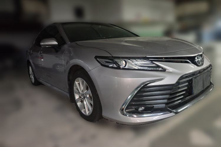 Used Toyota Camry 2021 2.0G Luxury Edition Front Right 45 Deg