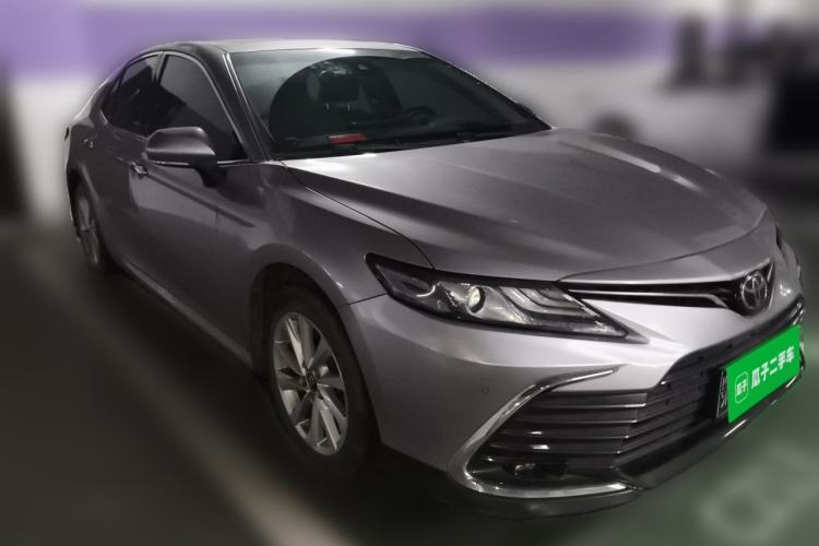 Used Toyota Camry 2021 2.0G Luxury Edition Front Right 45 Deg