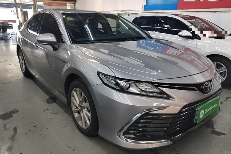 Used Toyota Camry 2021 2.0G Luxury Edition Front Right 45 Deg