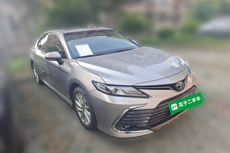 Used Toyota Camry 2021 2.0G Luxury Edition Front Right 45 Deg