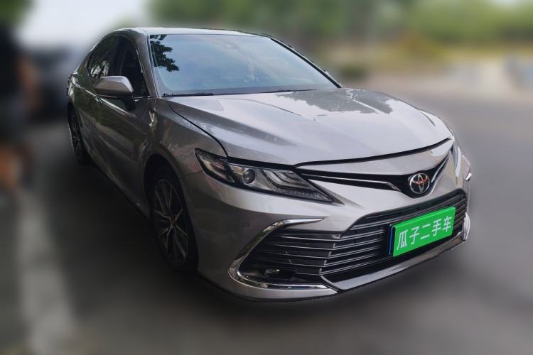 Used Toyota Camry 2021 2.5G Luxury Edition Front Right 45 Deg