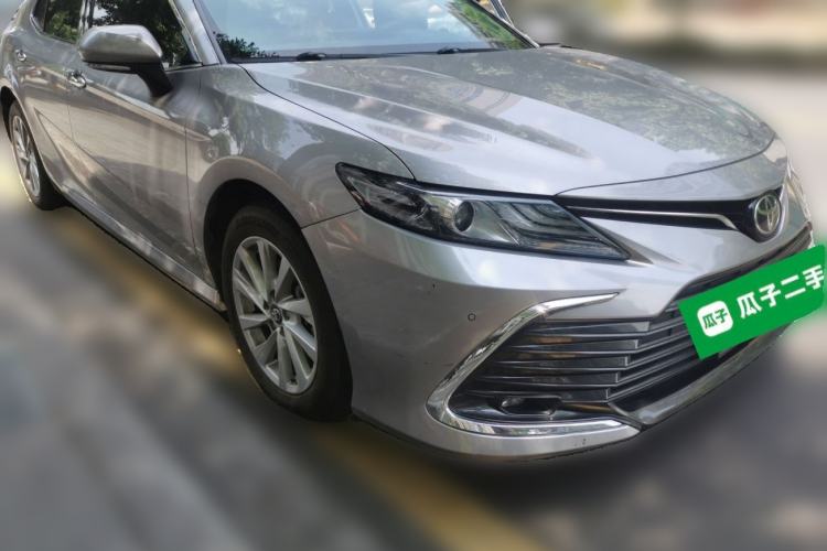 Used Toyota Camry 2021 2.0G Luxury Edition Front Right 45 Deg