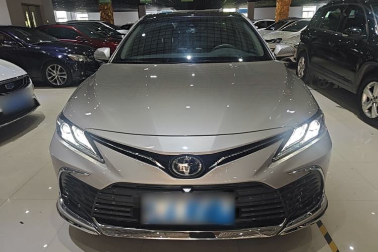 Used Toyota Camry 2021 2.5G Luxury Edition Front