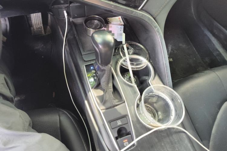 Used Toyota Camry 2021 2.0G Luxury Edition Gear Lever