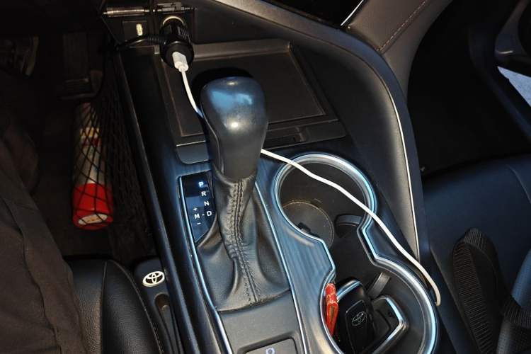 Used Toyota Camry 2021 2.0G Luxury Edition Gear Lever