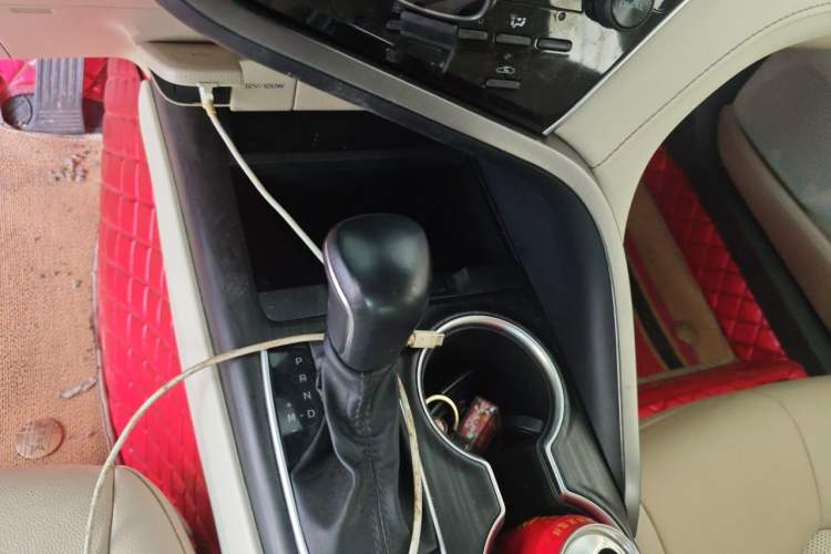 Used Toyota Camry 2021 2.0G Luxury Edition Gear Lever