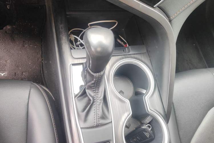 Used Toyota Camry 2021 2.0G Luxury Edition Gear Lever