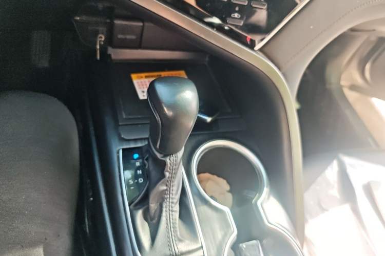 Used Toyota Camry 2021 Dual-Motor 2.5HG Luxury Edition Gear Lever