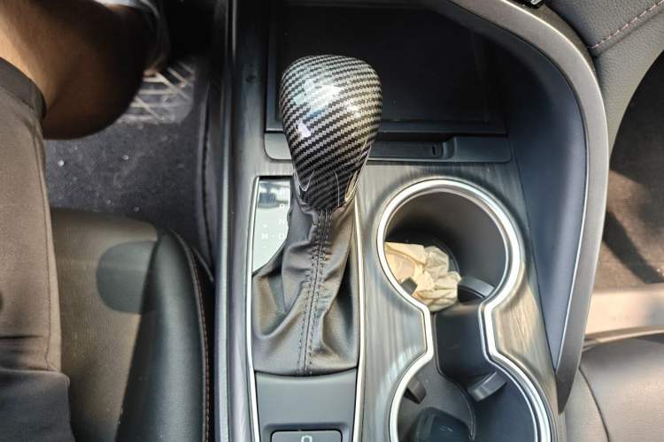 Used Toyota Camry 2021 2.0G Luxury Edition Gear Lever