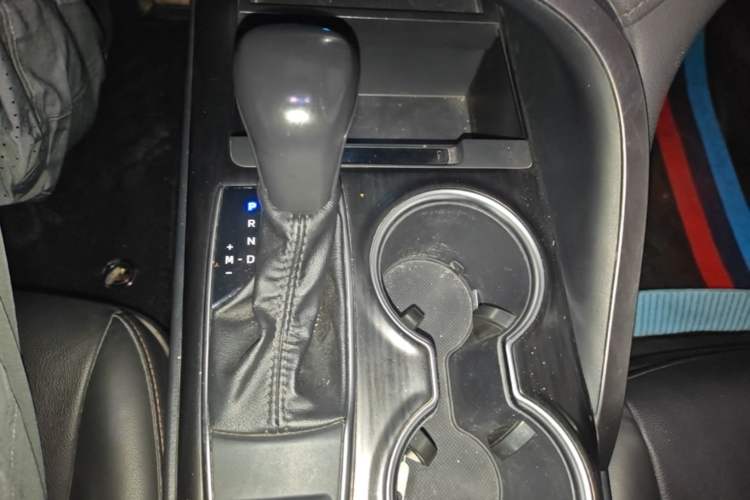 Used Toyota Camry 2021 2.0G Luxury Edition Gear Lever