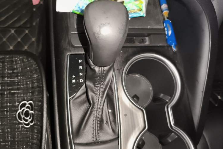Used Toyota Camry 2021 2.0G Luxury Edition Gear Lever