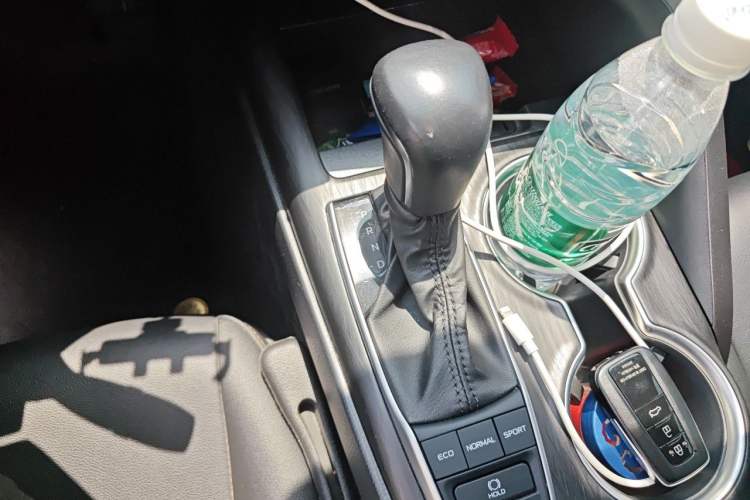 Used Toyota Camry 2021 2.5G Luxury Edition Gear Lever