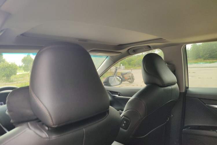 Used Toyota Camry 2021 Dual-Motor 2.5 HGVP Leading Edition Headliner