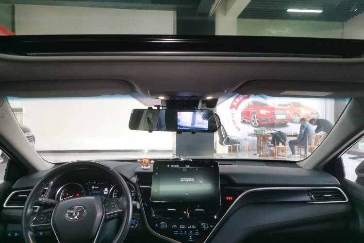 Used Toyota Camry 2021 2.0G Luxury Edition Headliner