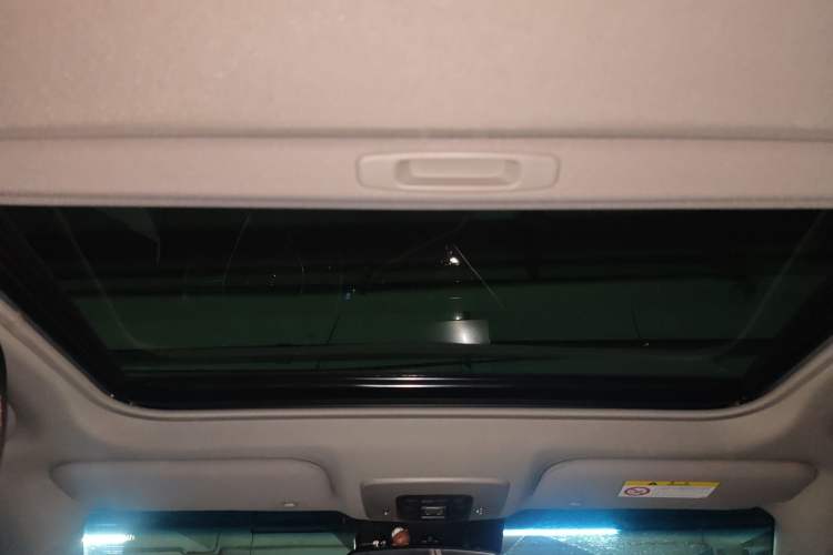 Used Toyota Camry 2021 2.0G Luxury Edition Headliner