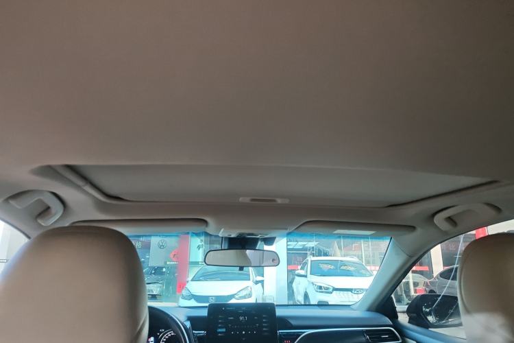 Used Toyota Camry 2021 2.0G Luxury Edition Headliner