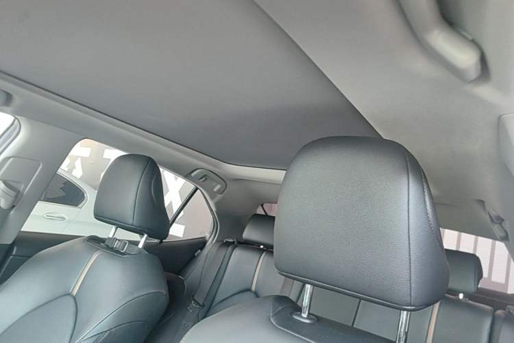 Used Toyota Camry 2021 2.5G Luxury Edition Headliner