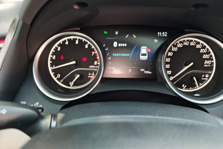 Used Toyota Camry 2021 2.0G Luxury Edition Instrument Cluster
