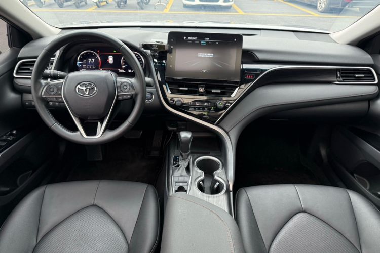 Used Toyota Camry 2021 2.5G Luxury Edition Instrument Cluster