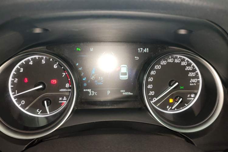 Used Toyota Camry 2021 2.0G Luxury Edition Instrument Cluster
