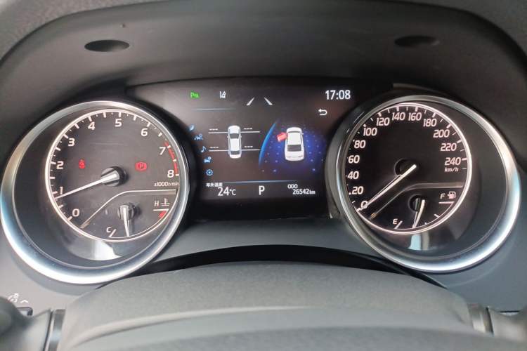Used Toyota Camry 2021 2.0G Luxury Edition Instrument Cluster