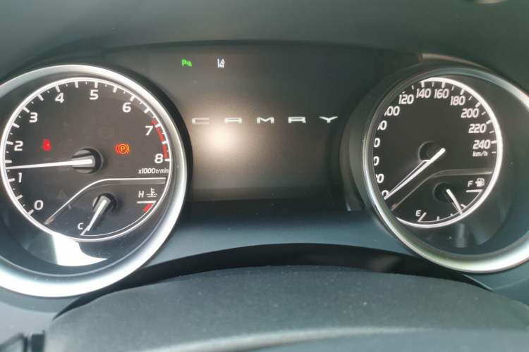 Used Toyota Camry 2021 2.0G Luxury Edition Instrument Cluster