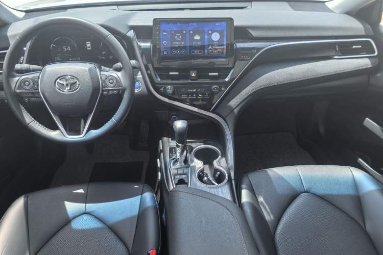 Used Toyota Camry 2021 Dual-Motor 2.5HG Luxury Edition Interior 1
