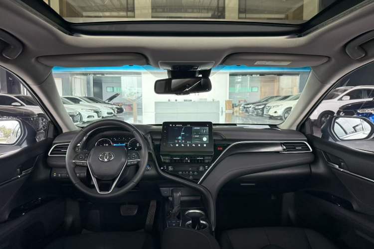 Used Toyota Camry 2021 2.5G Luxury Edition Interior 1