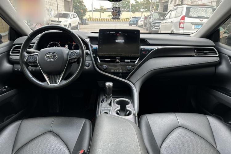 Used Toyota Camry 2021 2.5G Luxury Edition Interior 1
