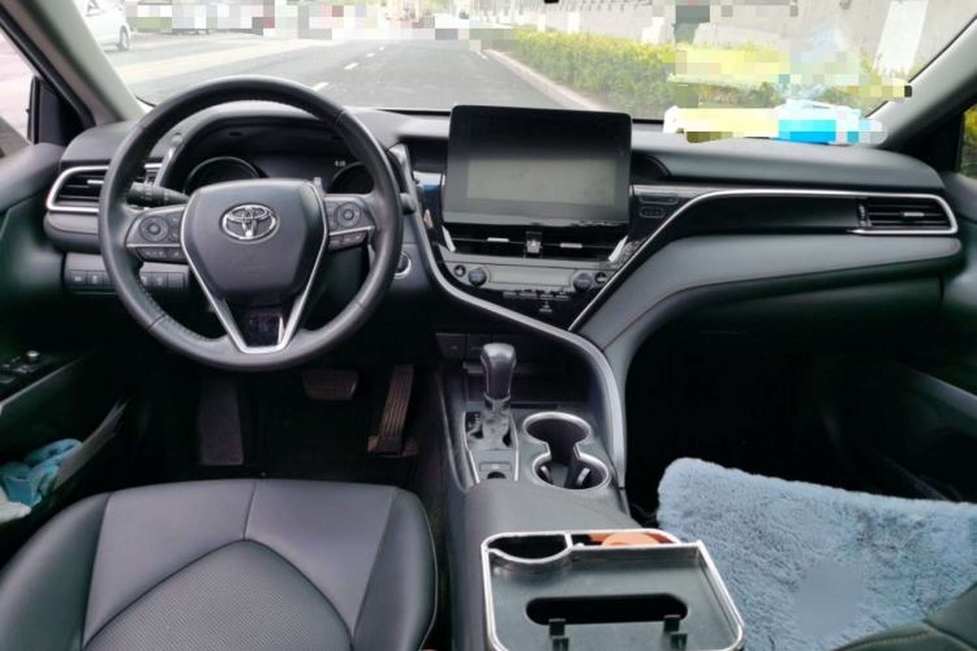 Used Toyota Camry 2021 2.0G Luxury Edition Interior 2